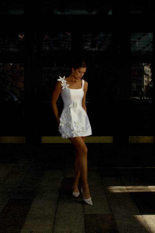 Camila | Mini dress with floral appliqué