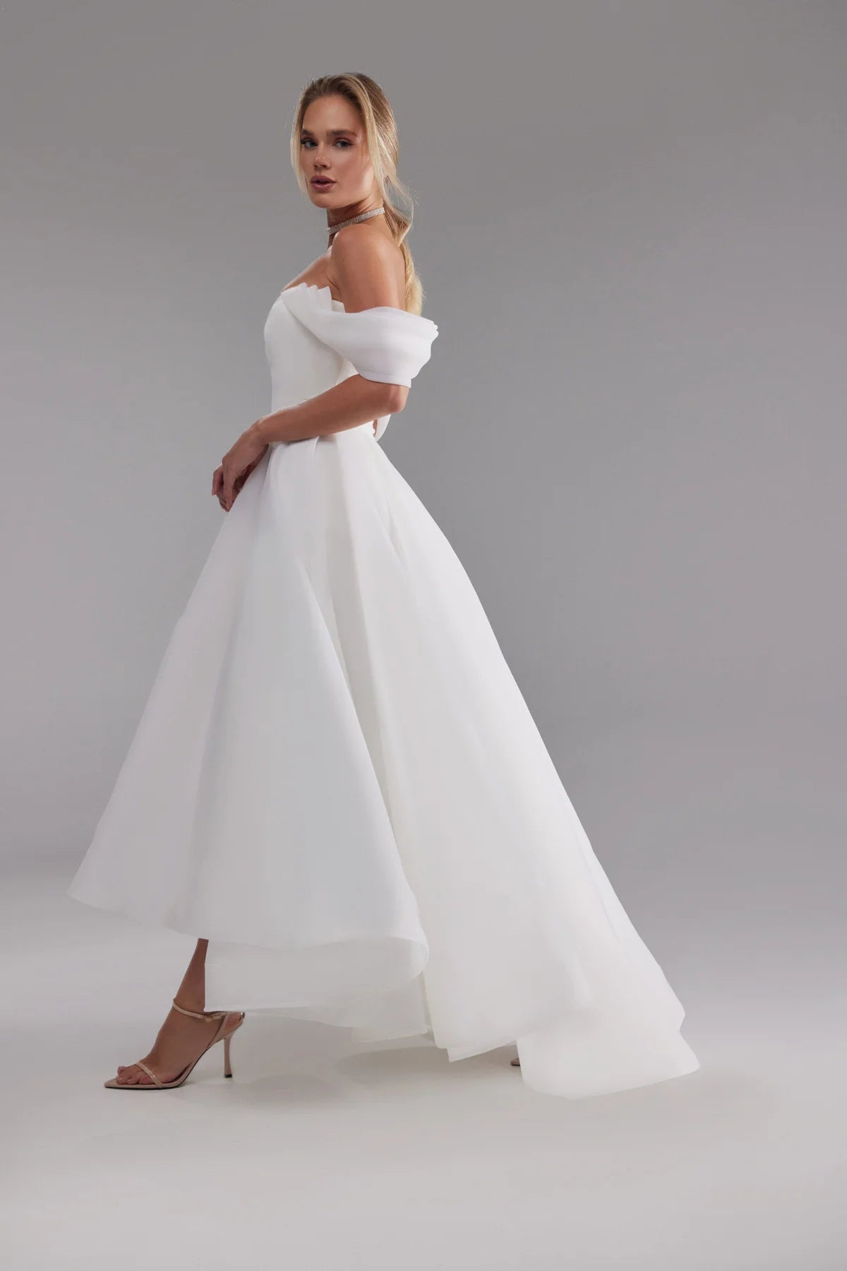 Romilda | Midi-to-floor organza bridal gown