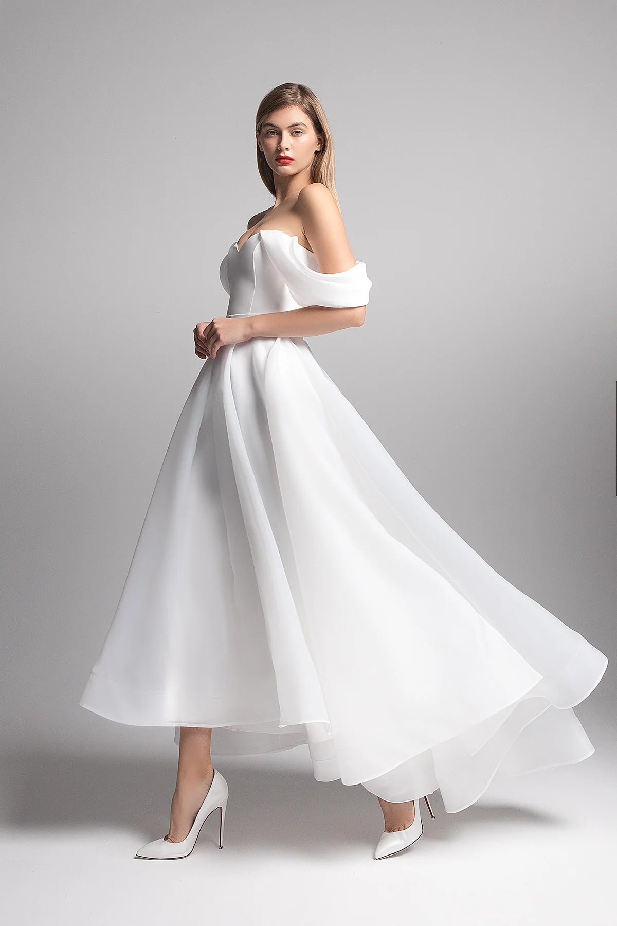 Romilda | Midi-to-floor organza bridal gown