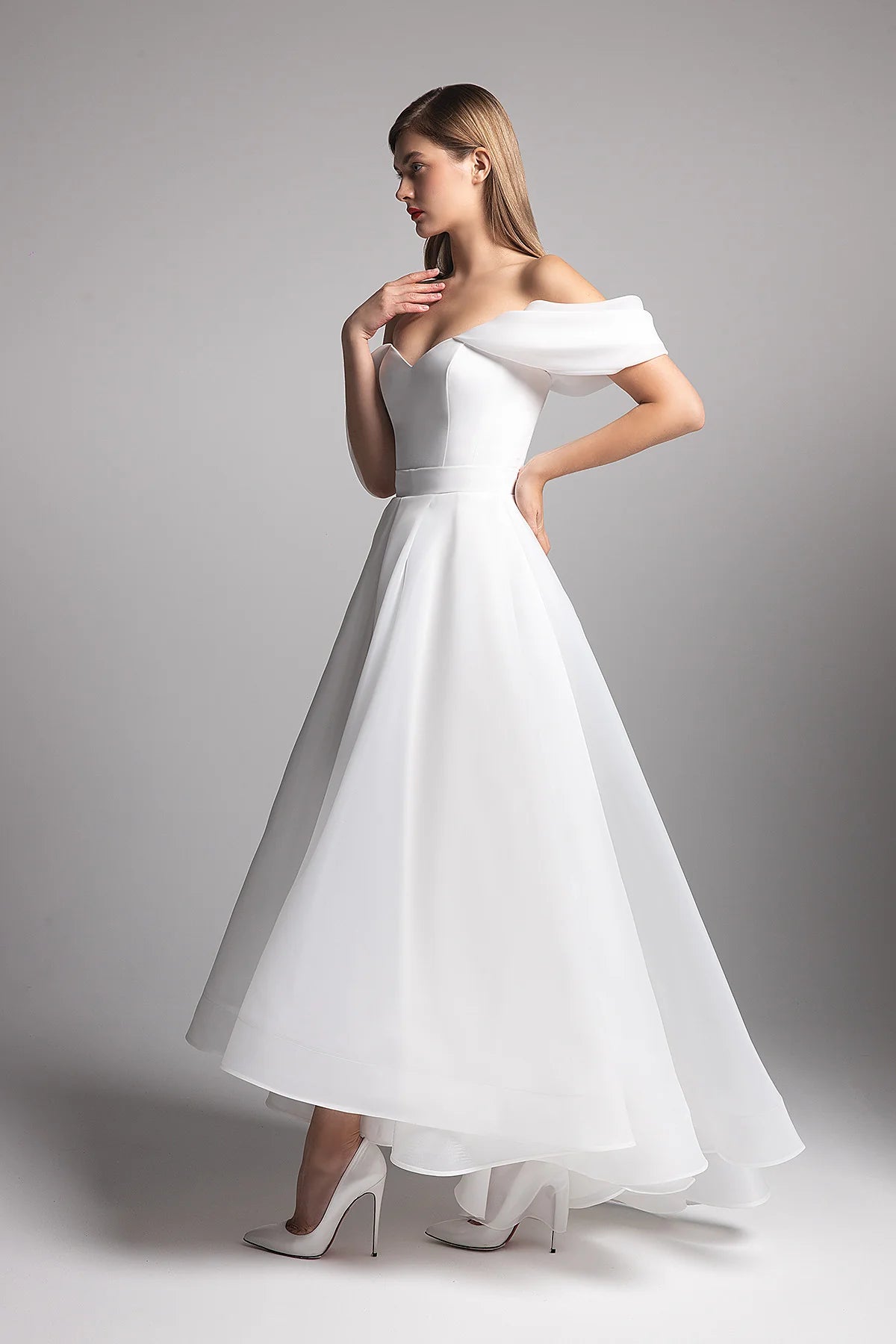 Romilda | Midi-to-floor organza bridal gown