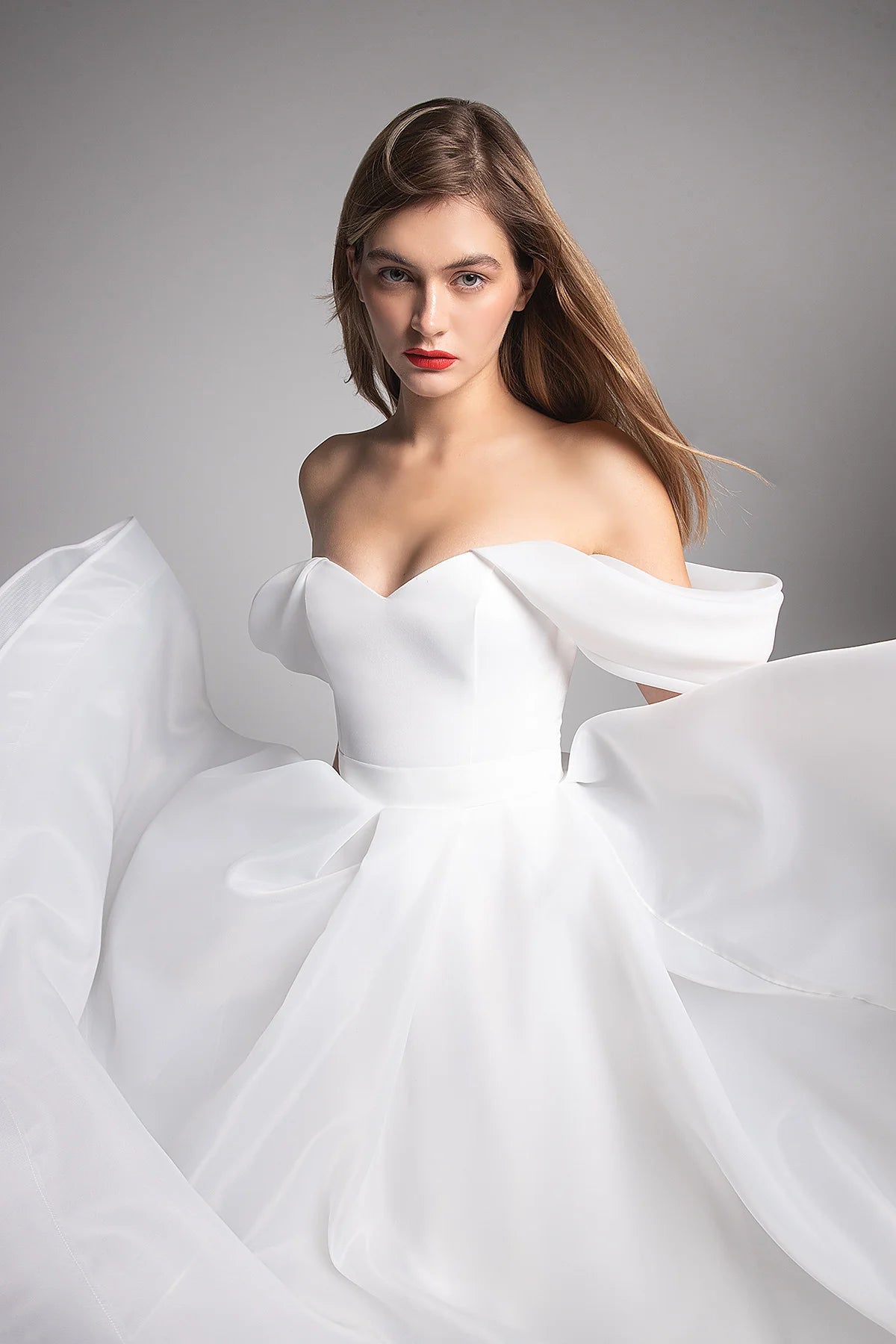 Romilda | Midi-to-floor organza bridal gown