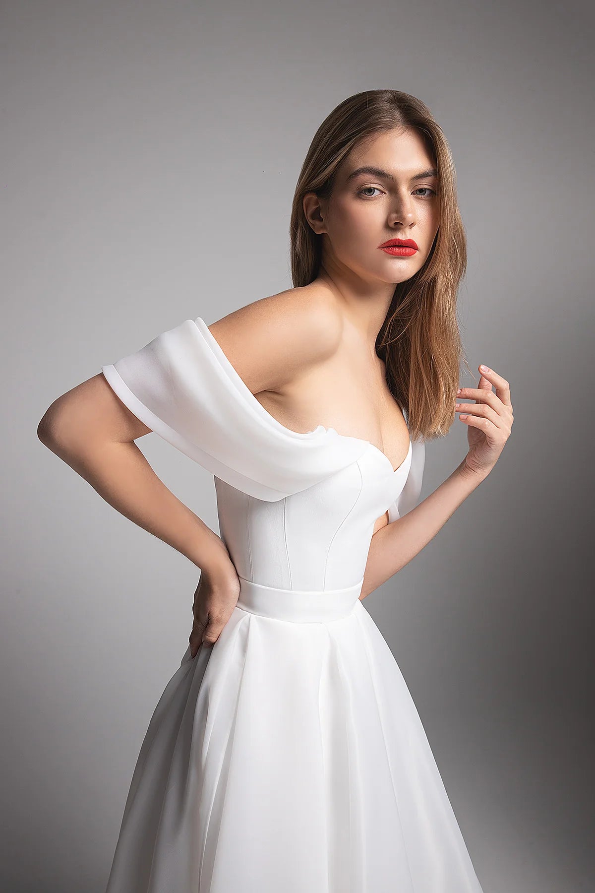 Romilda | Midi-to-floor organza bridal gown